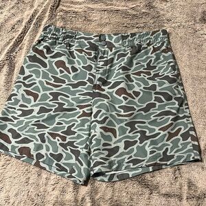 Burlebo Retro Duck Camo shorts